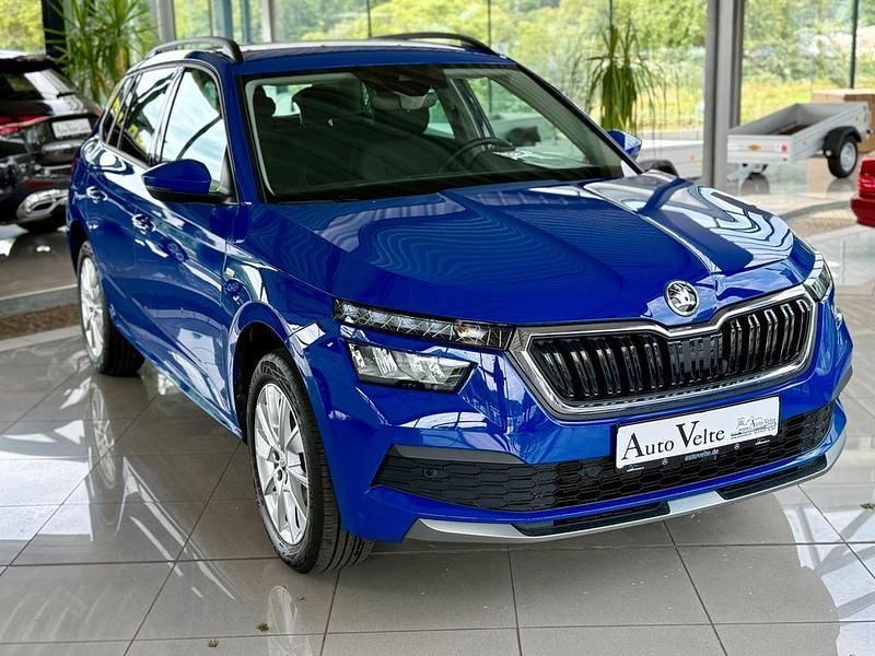 Blau Gebraucht 2023 Skoda Kamiq Tour SUV | 18.200 € (Guter Preis) - Bild 1/4