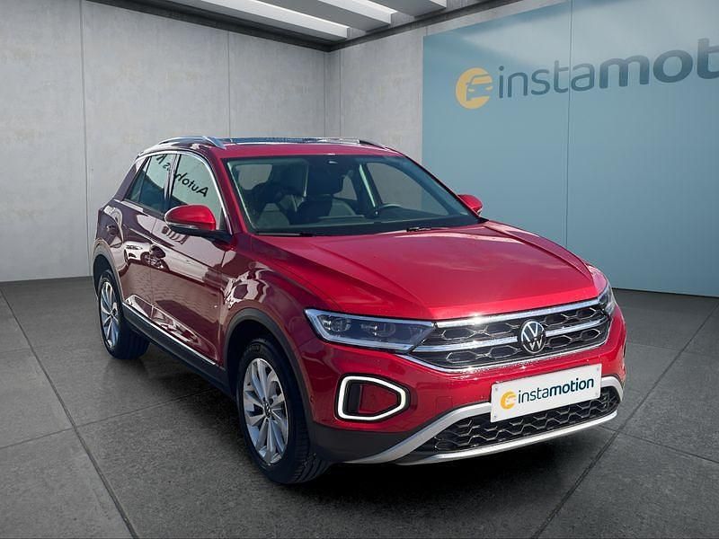 Gebraucht VW T-Roc 150 PS (110 kW) 2023 Rot SUV