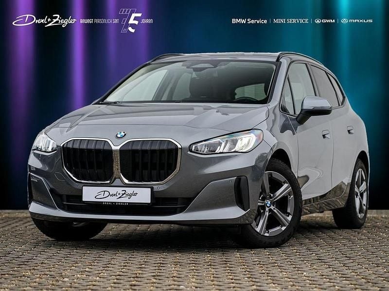 Skyscraper grey metallic Gebraucht 2025 BMW 218 Active Tourer Performance Van / Kleinbus | 27.990 € (Superpreis) - Bild 1/4
