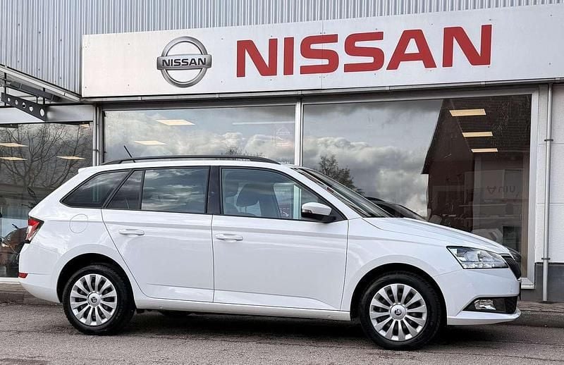 Gebraucht Skoda Fabia Ambition 95 PS (69 kW) 2022 Weiß Kleinwagen