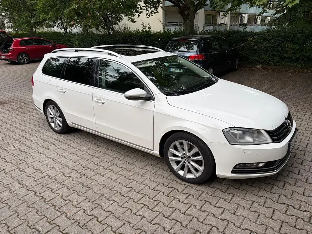 Gebraucht VW Passat Highline 177 PS (130 kW) 2012 Weiß Kombi