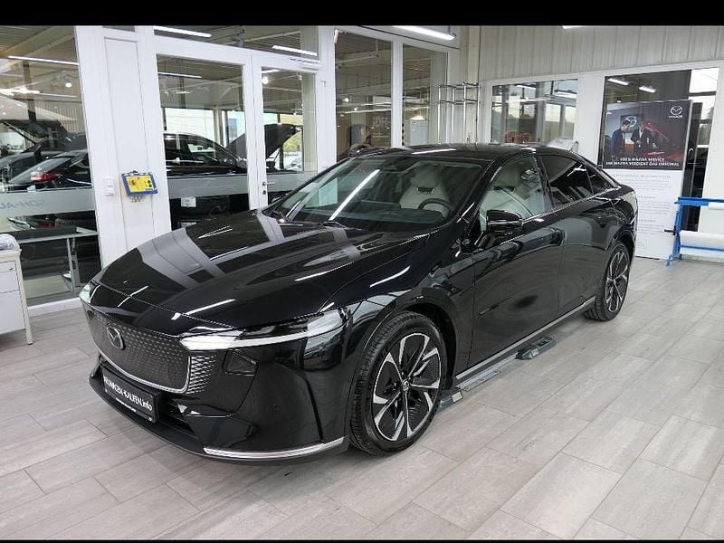 Schwarz Neu 2025 Mazda 6e Takumi-Line Limousine | 39.690 € (Superpreis) - Bild 1/4