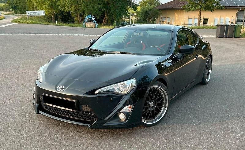 Schwarz Gebraucht 2013 Toyota GT86 GT Coupé | 20.000 € (Etwas zu teuer) - Bild 1/4