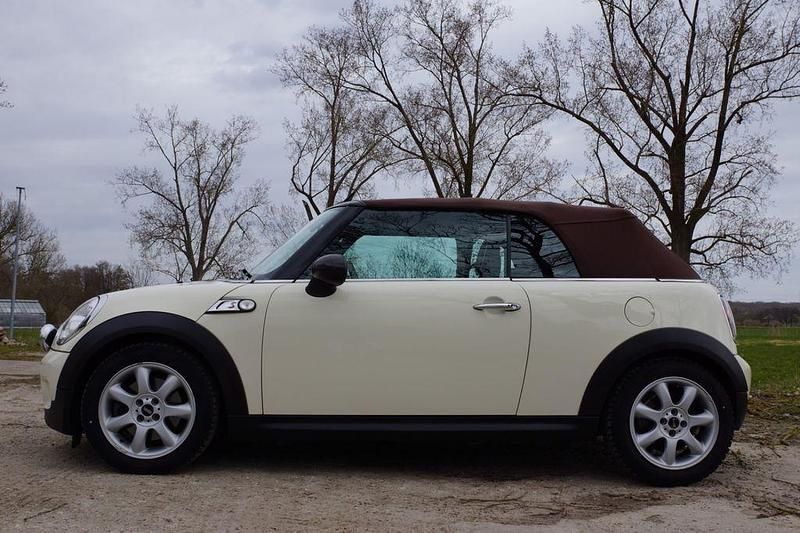 Gebraucht Mini Cooper S Cabriolet 184 PS (135 kW) 2010 Beige Cabrio