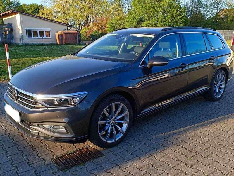 Grau Gebraucht 2019 VW Passat Business Kombi | 24.950 € (Fairer Preis) - Bild 1/4