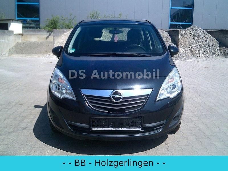 Gebraucht Opel Meriva Edition 110 PS (80 kW) 2012 Van / Kleinbus