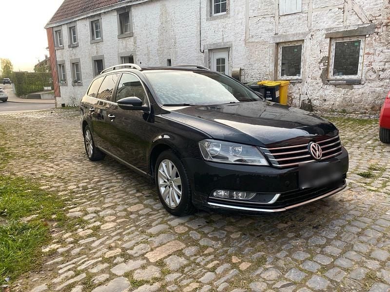 Gebraucht VW Passat 105 PS (77 kW) 2014 Schwarz Kombi