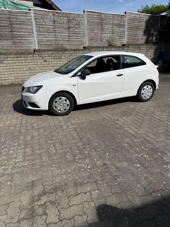 Gebraucht Seat Ibiza SC Reference 69 PS (50 kW) 2012 Weiß Kleinwagen