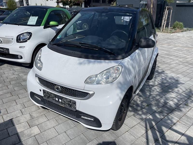 Gebraucht Smart ForTwo Cabrio 71 PS (52 kW) 2014 Weiß Cabrio