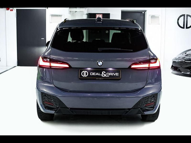 Gebraucht BMW 220 Active Tourer M Sport 156 PS (114 kW) 2022 Grau Van / Kleinbus