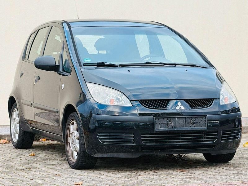 Schwarz Gebraucht 2004 Mitsubishi Colt Invite Kleinwagen | 2.790 € (Fairer Preis) - Bild 1/4