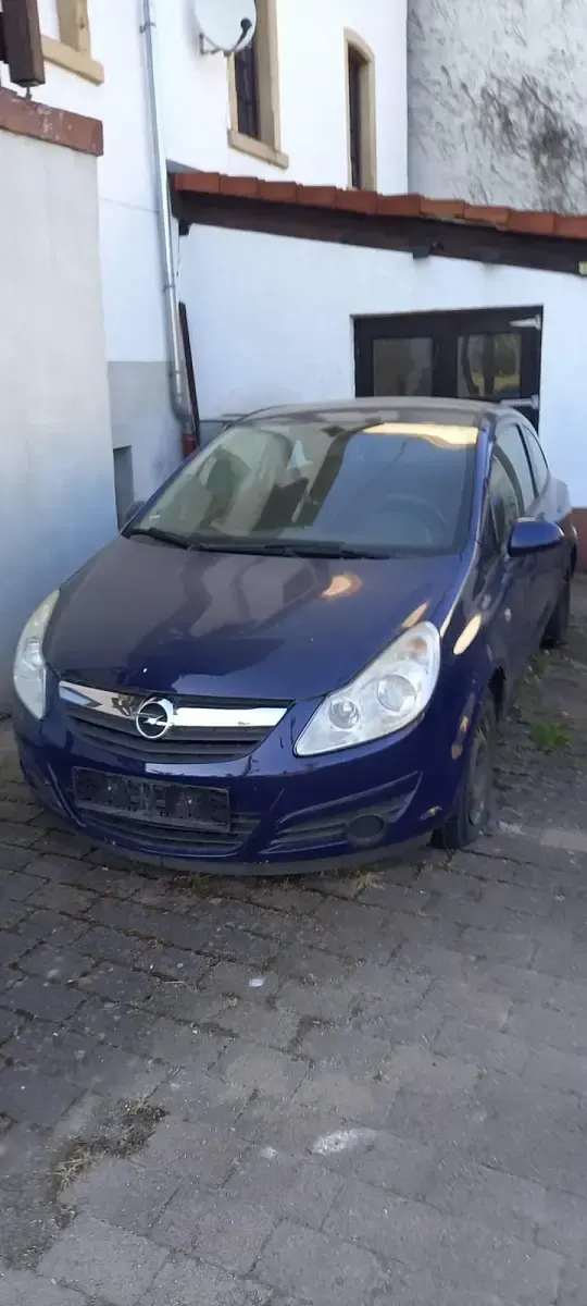 Second-hand Opel Corsa 90 CP (66 kW) 2009 Albastru Hatchback