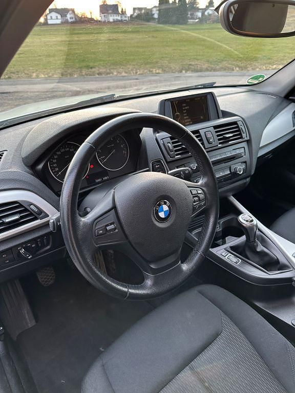 Gebraucht BMW 116 136 PS (100 kW) 2013 Weiß Kleinwagen