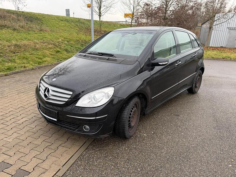 Schwarz Gebraucht 2007 Mercedes 200 Limousine | 4.500 € (Superpreis) - Bild 1/4