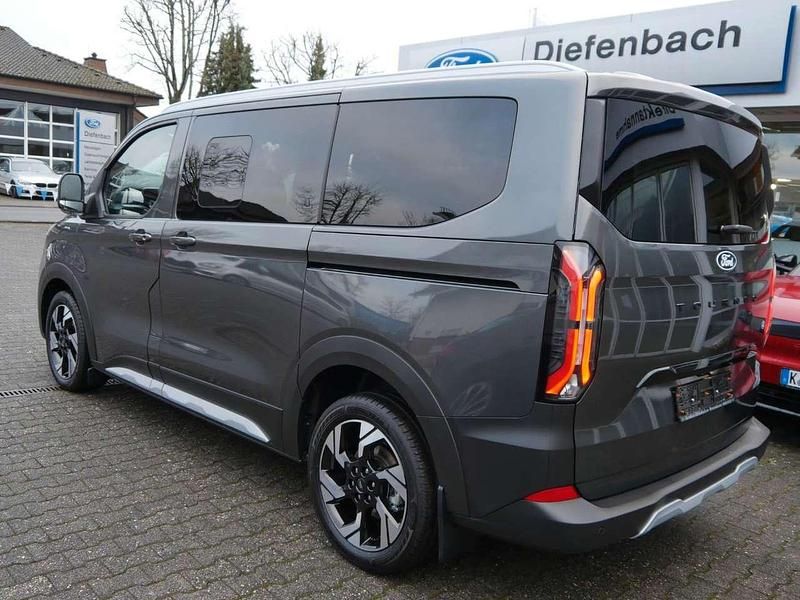 Neu Ford Tourneo Active 170 PS (125 kW) 2025 Grau Van / Kleinbus