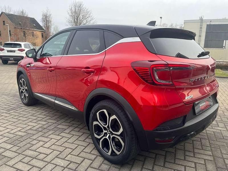 Second-hand Mitsubishi ASX Top 143 CP (105 kW) 2023 Roșu SUV