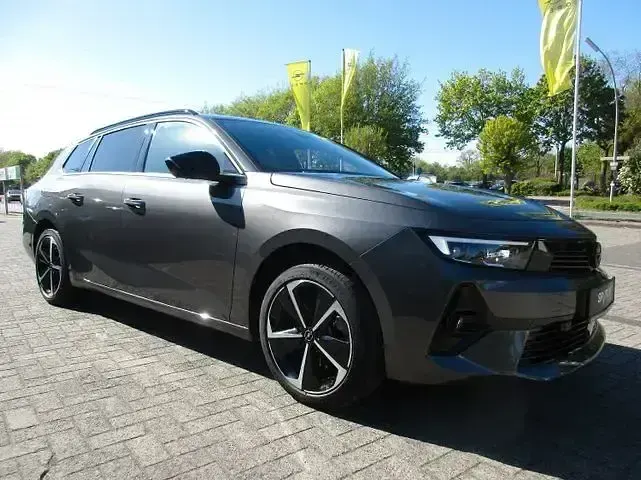 Brugt Opel Astra 131 HK (96 kW) 2024 Grå Hatchback