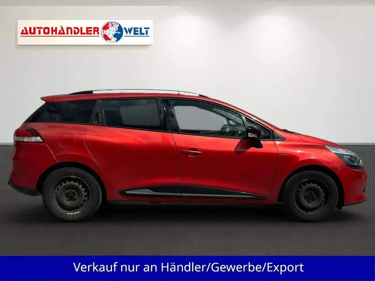 Gebraucht Renault Clio 90 PS (66 kW) 2016 Rot Kombi
