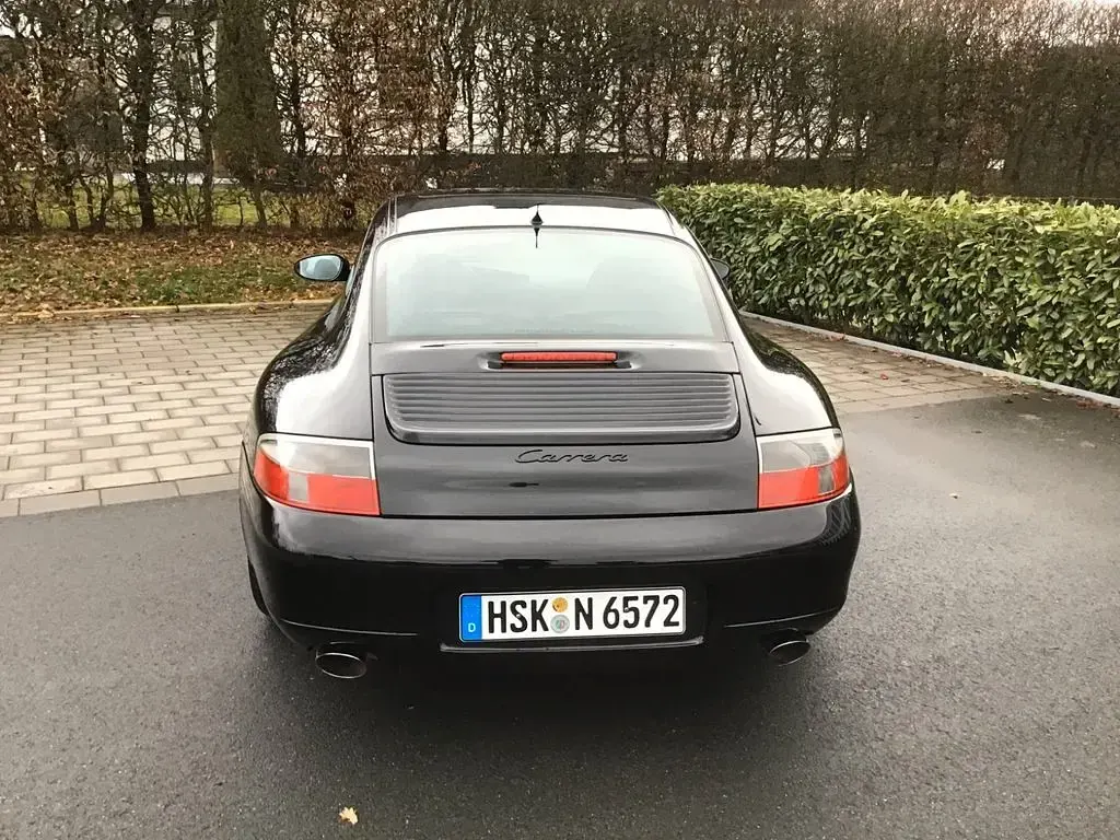Brugt Porsche 996 300 HK (220 kW) 2000 Sort