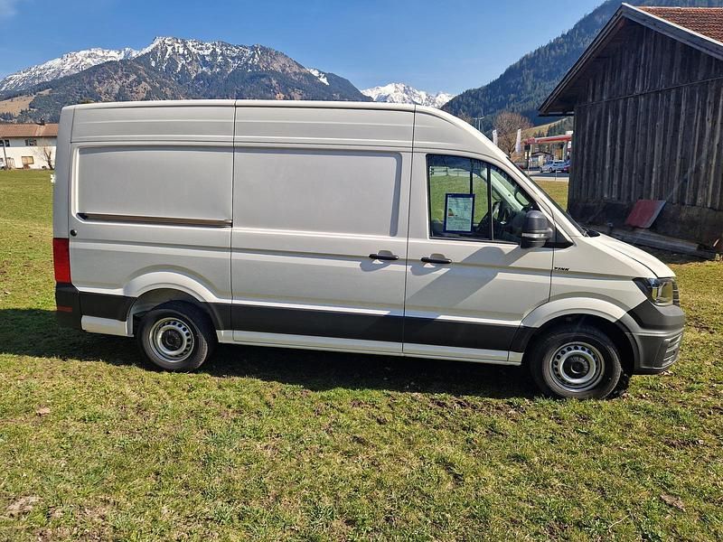 Neu VW Crafter 140 PS (102 kW) 2025 Candyweiß Van