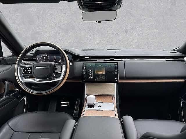 Gebraucht Land Rover Range Rover 623 PS (458 kW) 2023 Borasco grey SUV