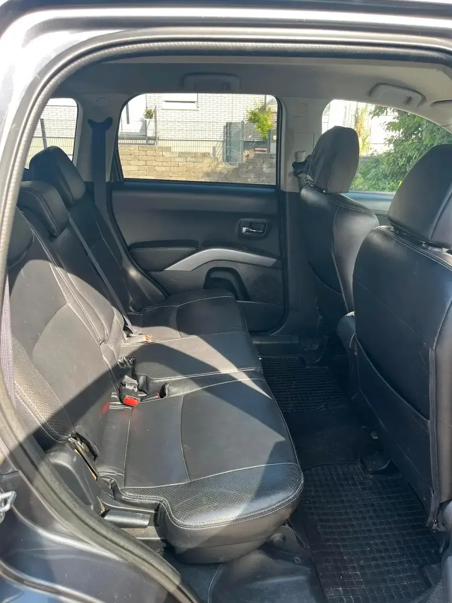 Gebraucht Peugeot 4007 156 PS (114 kW) 2012 Grau SUV