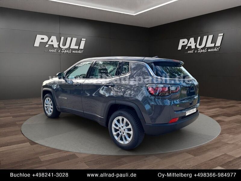 Gebraucht Jeep Compass Altitude 131 PS (96 kW) 2024 Grau SUV