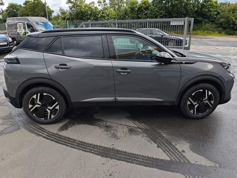 Gebraucht Peugeot e-2008 GT 114 kW (156 PS) 2023 Grau/typ aussenverkleidung met SUV