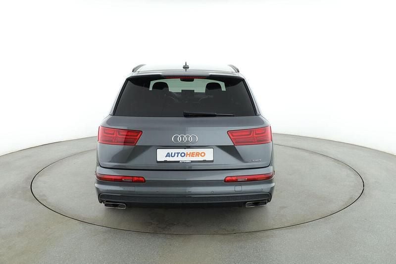 Gebraucht Audi Q7 Exclusive 272 PS (200 kW) 2017 Grau SUV