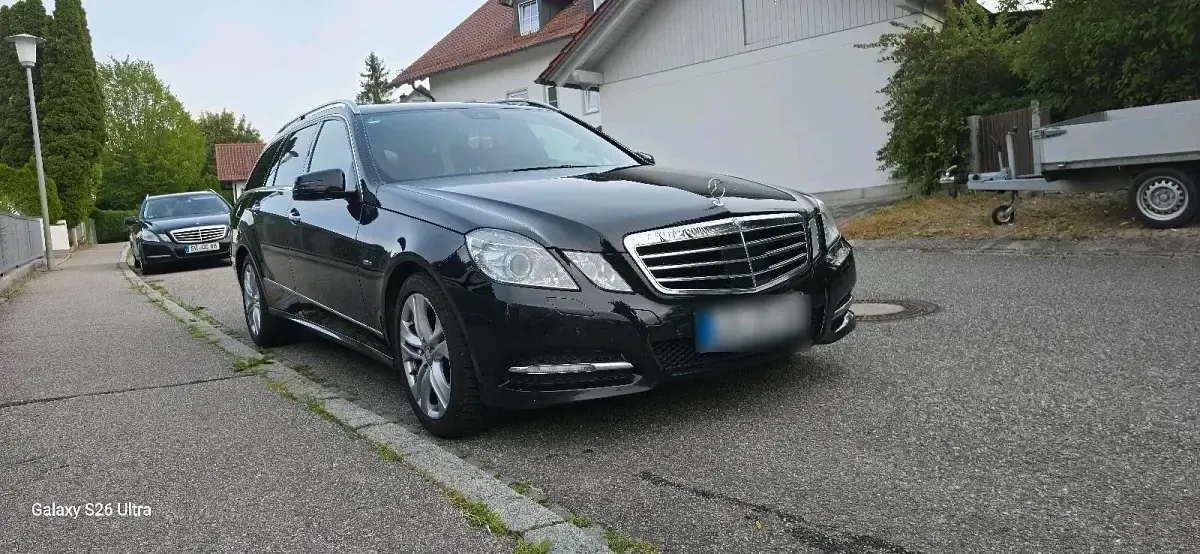 Gebraucht Mercedes E350 265 PS (194 kW) 2012 Schwarz Kombi