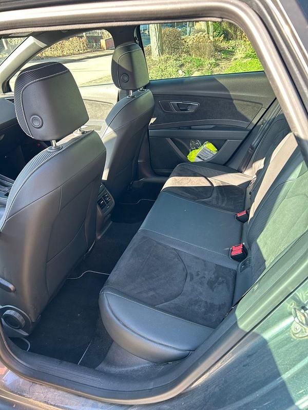 Gebraucht Seat Leon ST 4Drive 300 PS (220 kW) 2018 Grau Kombi