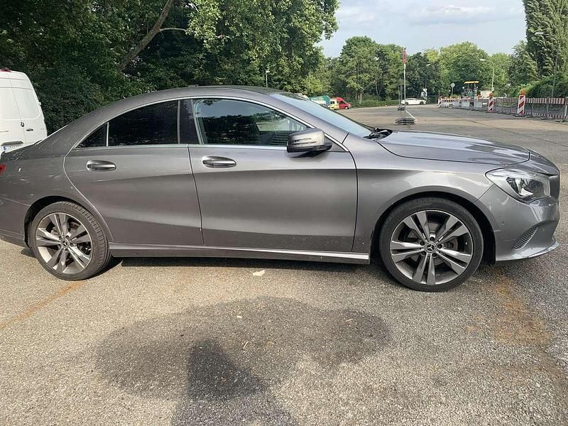 Gebraucht 2017 Mercedes CLA180 Limousine | 16.500 € (Fairer Preis) - Bild 1/4