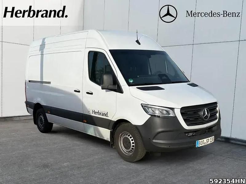 Second-hand Mercedes Sprinter 190 CP (139 kW) 2025 Alb Van