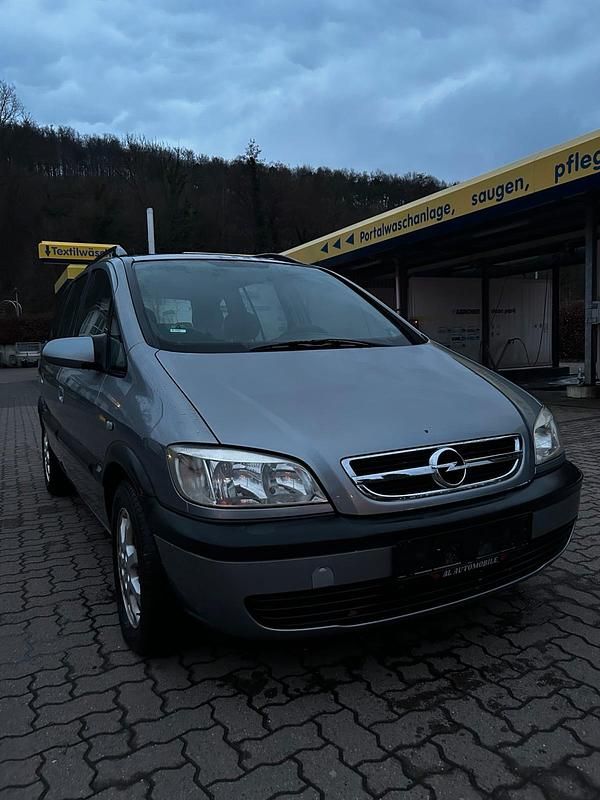 Gebraucht Opel Zafira 125 PS (91 kW) 2003 Grau Van / Kleinbus