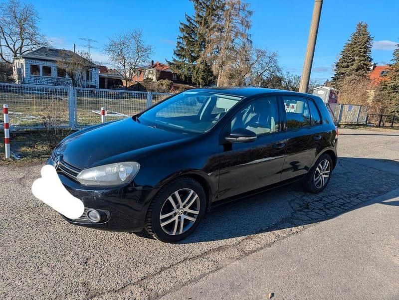 Gebraucht VW Golf VII 105 PS (77 kW) 2012 Schwarz Limousine