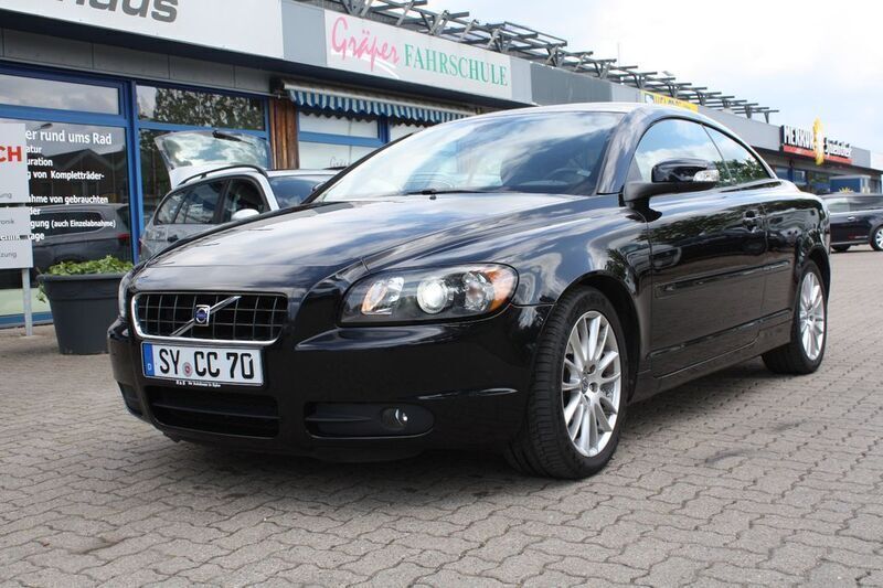 Black sapphire metallic / meta Gebraucht 2009 Volvo C70 Momentum Cabrio | 9.995 € (Etwas zu teuer) - Bild 1/4