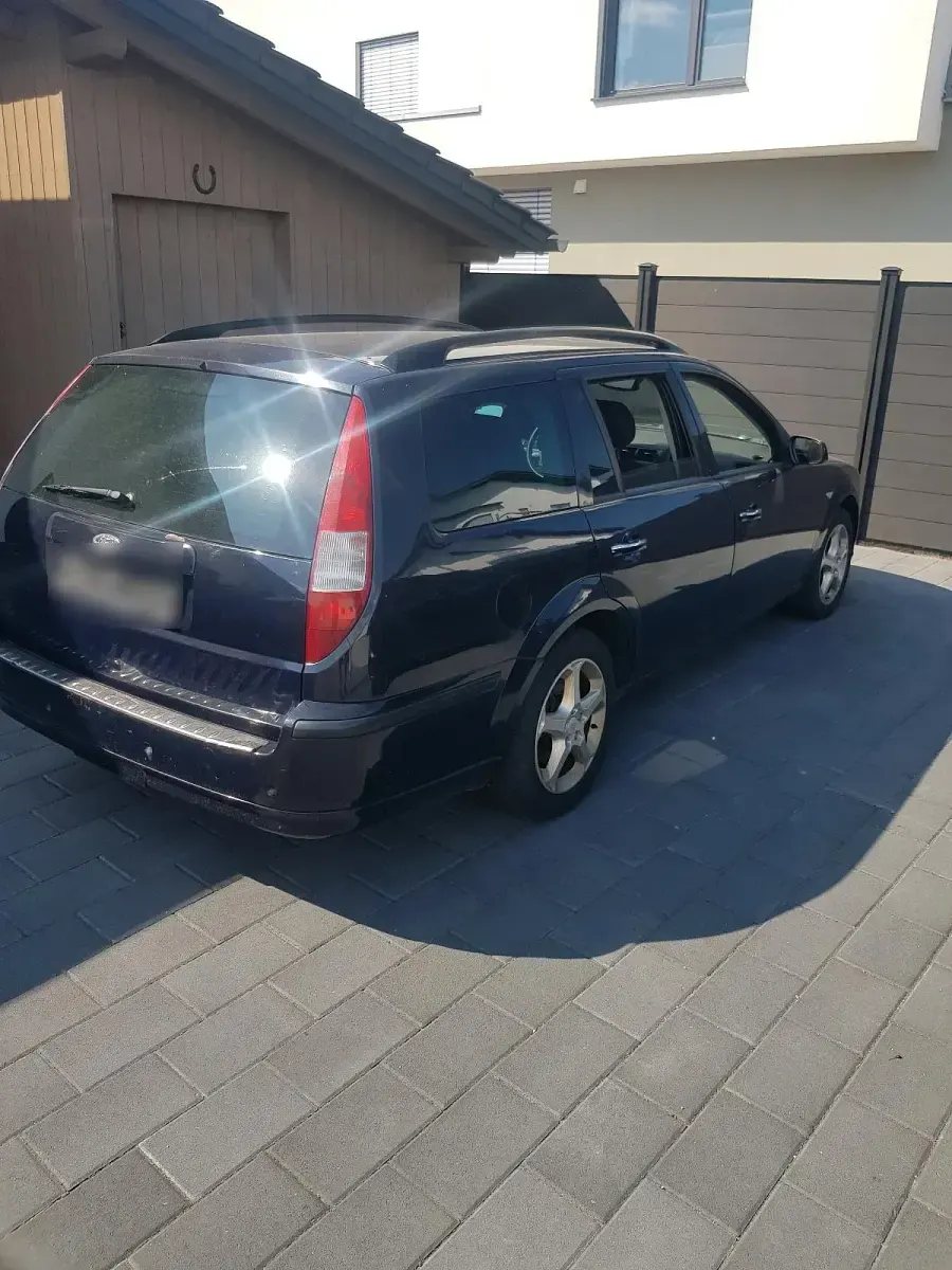 Gebraucht Ford Mondeo 155 PS (114 kW) 2005 Blau Kombi