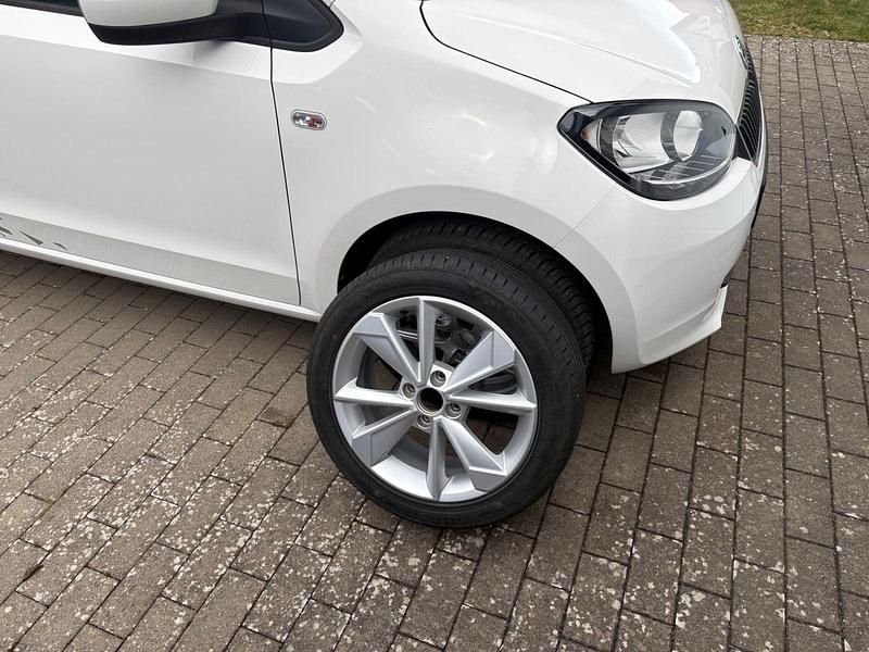 Gebraucht Skoda Citigo Fun 75 PS (55 kW) 2017 Weiß Kleinwagen