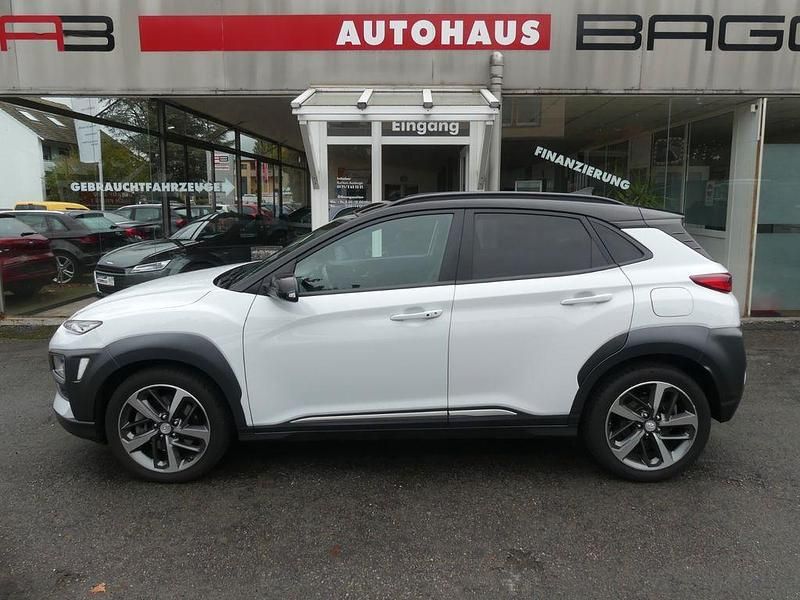 Weiß Gebraucht 2018 Hyundai Kona Premium SUV | 18.790 € (Etwas zu teuer) - Bild 1/4