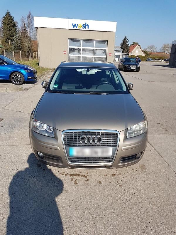 Gebraucht Audi A3 102 PS (75 kW) 2005 Gelb Kleinwagen