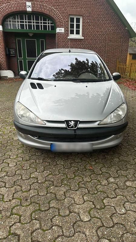 Silber Gebraucht 2002 Peugeot 206 Filou Kombi | 800 € (Fairer Preis) - Bild 1/4