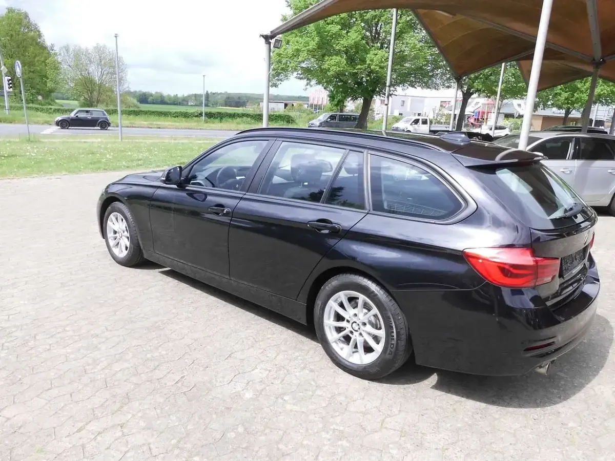 Gebraucht BMW 316 116 PS (85 kW) 2016 Schwarz ii Kombi