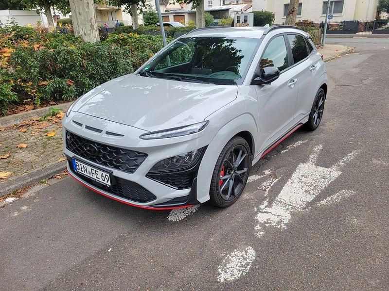 Gebraucht 2022 Hyundai Kona SUV | 30.900 € (Teuer) - Bild 1/4