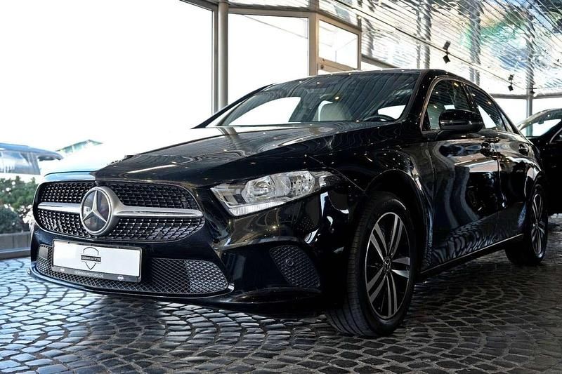 Gebraucht Mercedes A220 Progressive 190 PS (139 kW) 2020 Schwarz Limousine