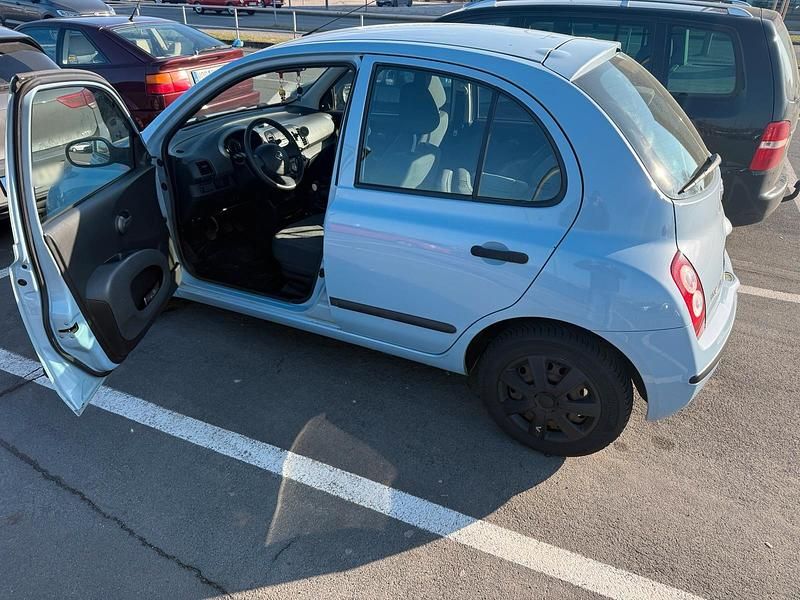 Gebraucht Nissan Micra 65 PS (47 kW) 2006 Blau Kleinwagen