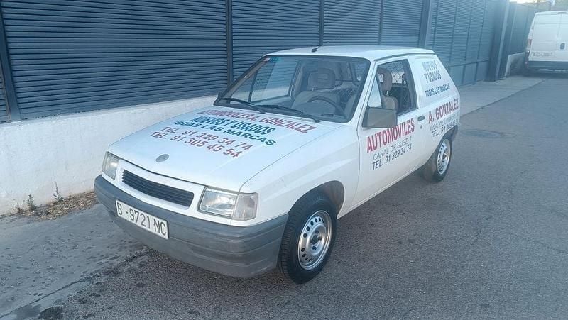 Gebraucht Opel Corsa 52 PS (38 kW) 1992 Weiß Van