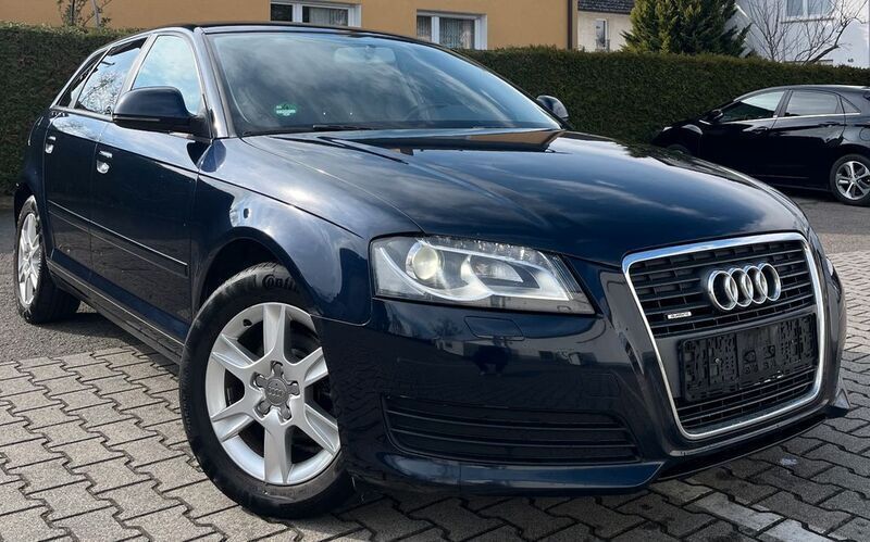 Blau Gebraucht 2009 Audi A3 Attraction Limousine | 5.640 € (Fairer Preis) - Bild 1/4