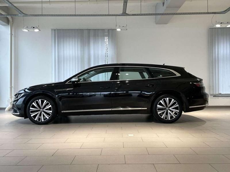Gebraucht VW Arteon Elegance 200 PS (147 kW) 2023 Deep black perleffekt Kombi