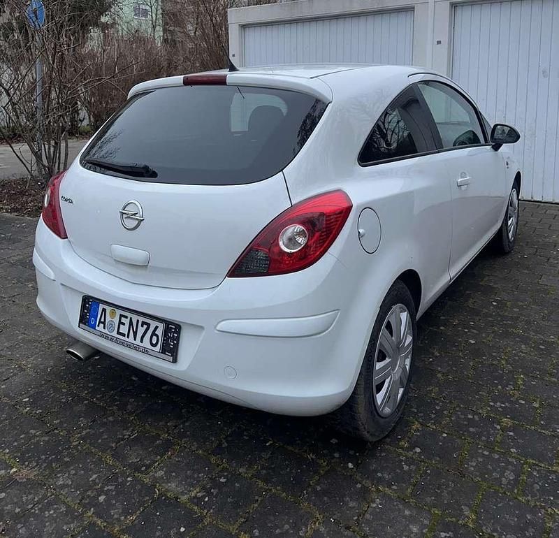Gebraucht Opel Corsa 69 PS (50 kW) 2014 Limousine