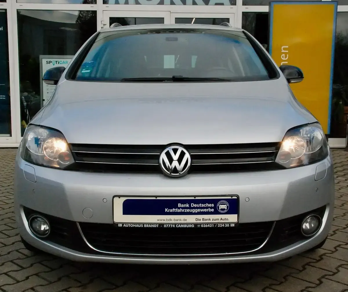 Gebraucht VW Golf VI Style 122 PS (89 kW) 2011 Silber Kleinwagen